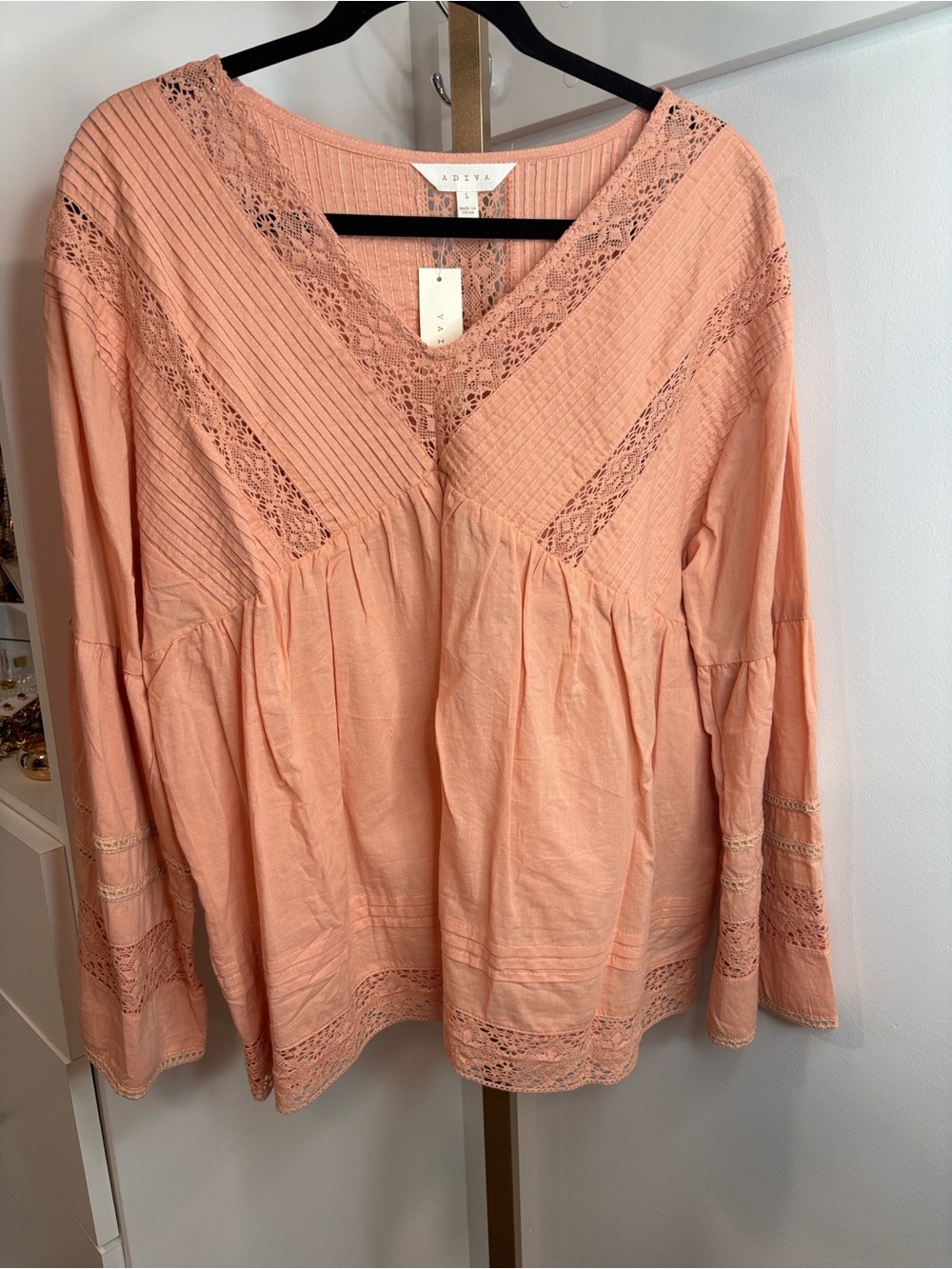 Adiva Peach Lace-Trim V-Neck Tunic